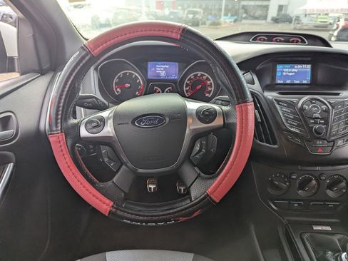 Used 2013 Ford Focus ST image 17