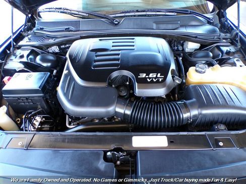 Used 2013 Dodge Challenger SXT RWD image 27