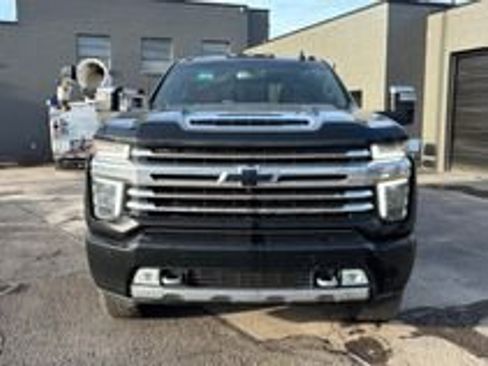 Used 2021 Chevrolet Silverado 3500 High Country image 12
