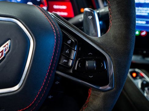 Used 2021 Chevrolet Corvette Stingray w/ Z51 Performance Package image 45