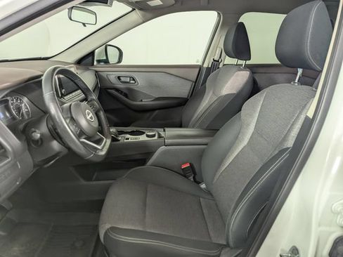 Used 2022 Nissan Rogue S AWD/4WD image 11