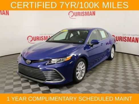 Used 2023 Toyota Camry LE FWD image 2