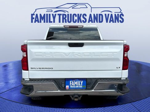 Used 2020 Chevrolet Silverado 1500 LT w/ Convenience Package AWD/4WD image 4
