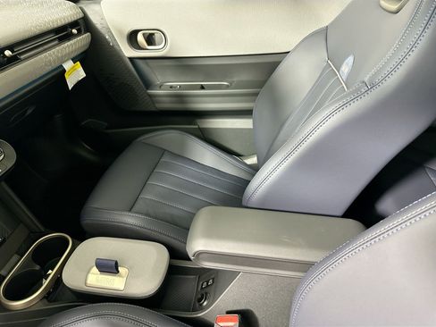 New 2026 MINI Cooper 2-Door Hardtop image 26