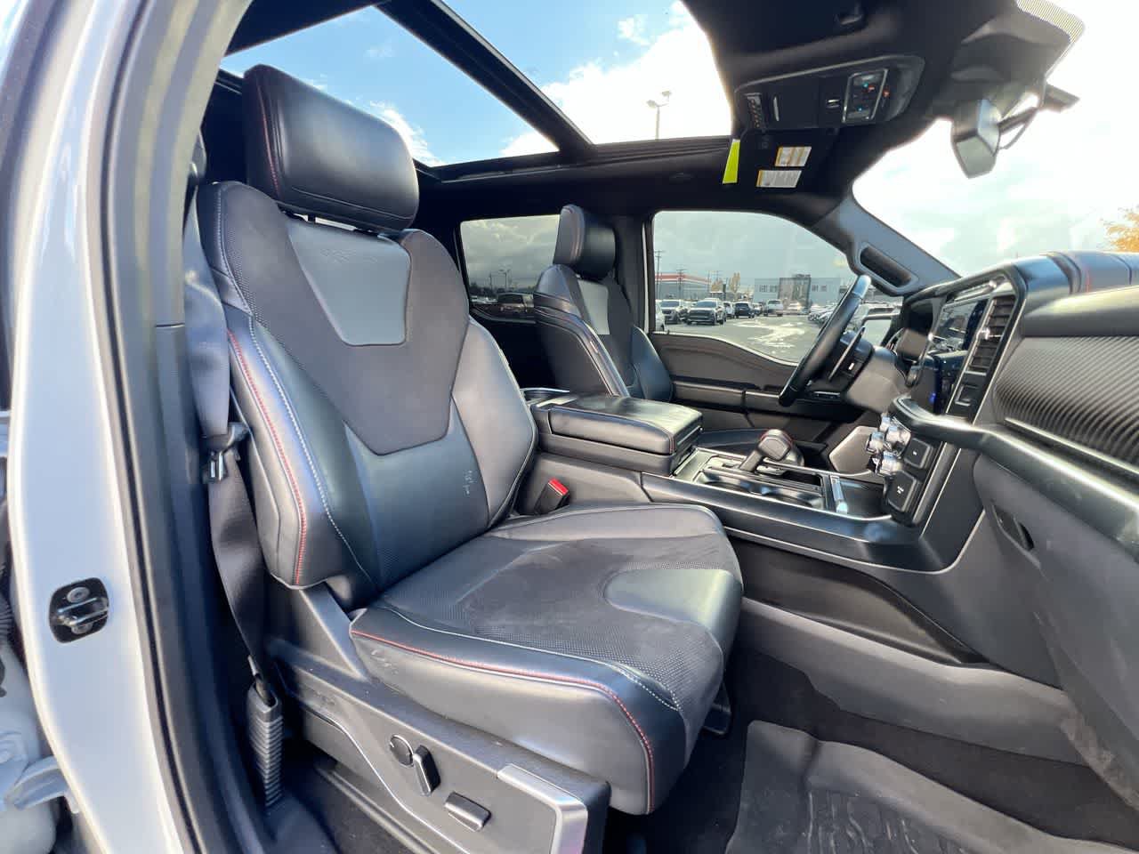 Used 2024 Ford F150 Raptor AWD/4WD image 28