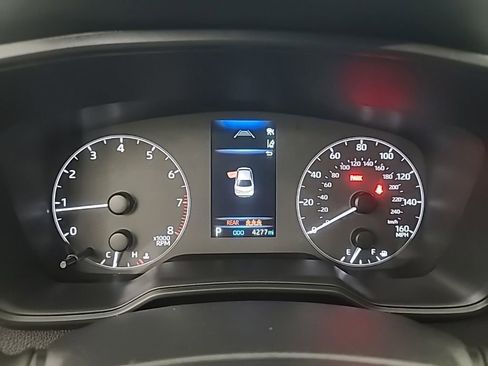 Used 2025 Toyota Corolla LE image 30