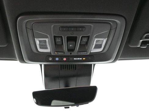 Used 2024 Chevrolet Silverado 2500 High Country w/ High Country Premium Package AWD/4WD image 27
