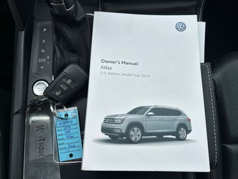 Used 2019 Volkswagen Atlas SE w/ Towing Package FWD image 19