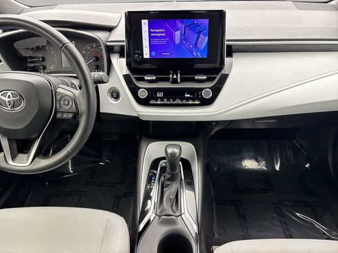 Used 2023 Toyota Corolla SE w/ SE Premium Package FWD image 13