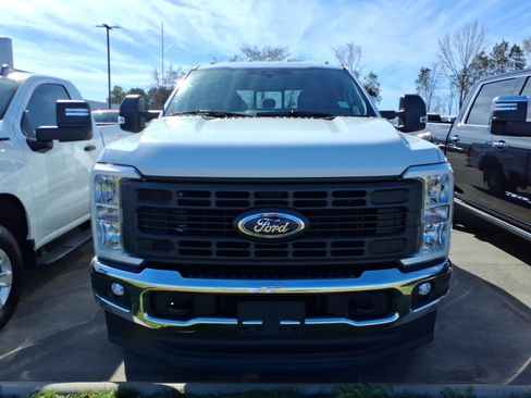 Used 2023 Ford F250 XL w/ FX4 Off-Road Package image 2