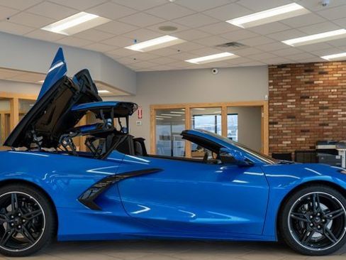 Used 2024 Chevrolet Corvette Stingray Preferred Conv w/ 2LT image 76