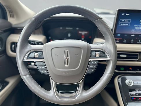 Used 2023 Lincoln Nautilus Reserve w/ Luxury Package AWD/4WD image 16