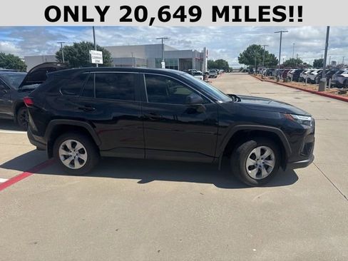 Used 2024 Toyota RAV4 LE FWD image 2