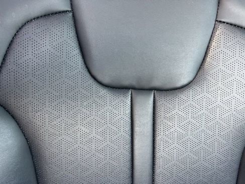 Certified 2021 Kia Sorento S w/ Panoramic Sunroof Package image 37