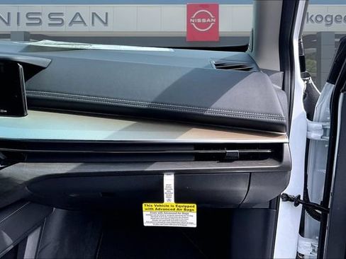 New 2026 Nissan Murano Platinum w/ Cargo Package AWD/4WD image 16