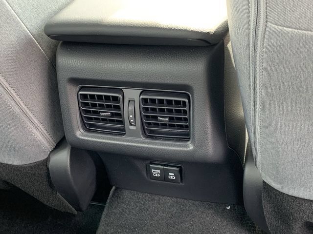 Used 2026 Toyota Camry LE FWD image 35