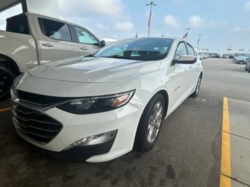 Used 2019 Chevrolet Malibu LT FWD image 13
