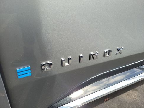 New 2026 Chevrolet Equinox EV LT image 32