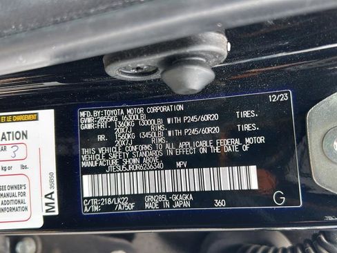 Used 2024 Toyota 4Runner TRD Sport AWD/4WD image 32