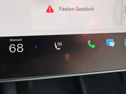 Used 2022 Tesla Model Y Performance AWD/4WD image 37