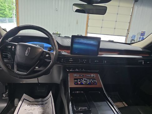 Used 2022 Lincoln Aviator Reserve w/ Elements Package Plus AWD/4WD image 17