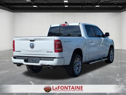 Used 2023 RAM 1500 Laramie AWD/4WD image 5