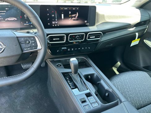 New 2026 Nissan Sentra SV w/ SV Convenience Package FWD image 26