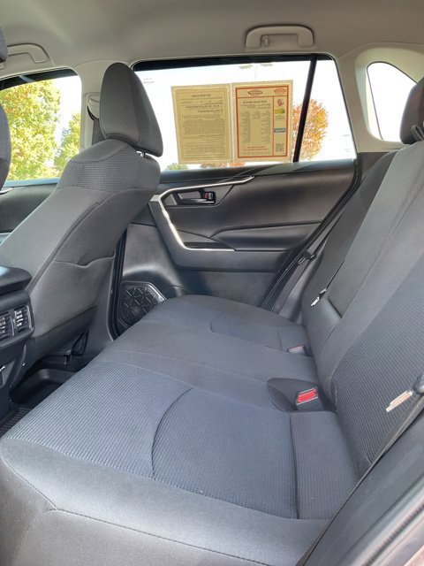 Used 2025 Toyota RAV4 LE FWD image 17