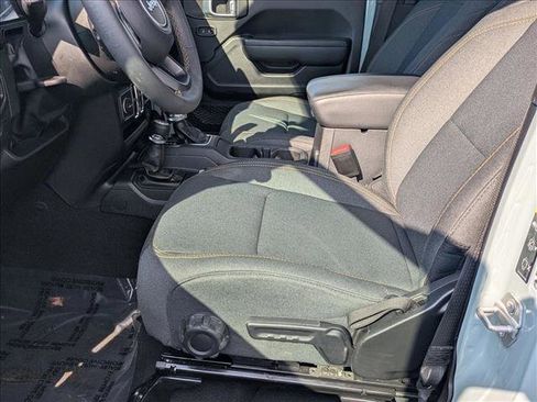 Used 2024 Jeep Wrangler Sport S image 13