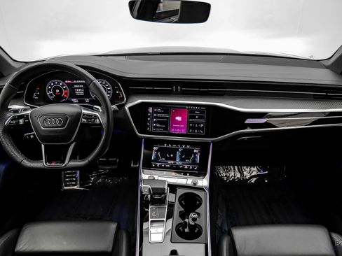 Used 2024 Audi RS 6 performance AWD/4WD image 33