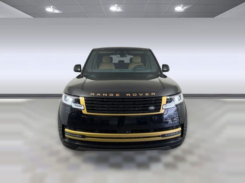 Used 2024 Land Rover Range Rover SE AWD/4WD image 6
