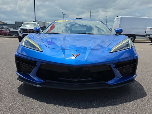 Used 2021 Chevrolet Corvette Stingray Coupe w/ Z51 Performance Package RWD image 8