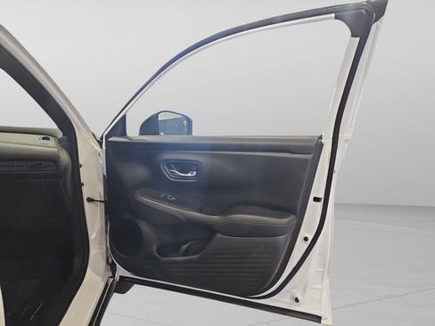 New 2026 Honda HR-V Sport image 30