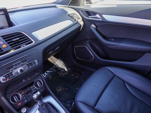 Used 2018 Audi Q3 2.0T Premium Plus w/ Premium Plus Package image 19