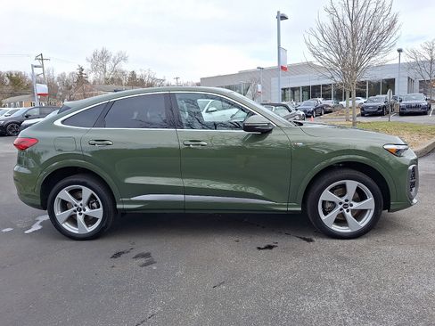 Certified 2025 Audi Q5 Premium Plus w/ Premium Plus image 7