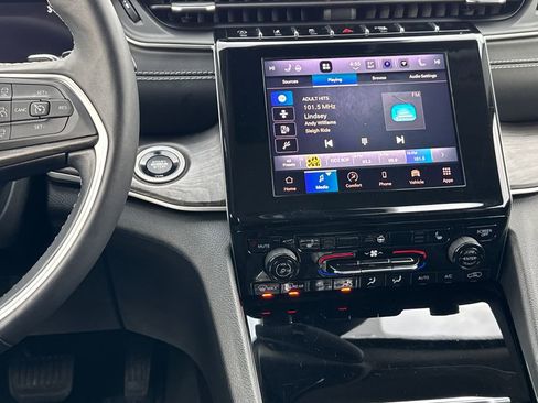 Certified 2022 Jeep Grand Cherokee L Limited image 20