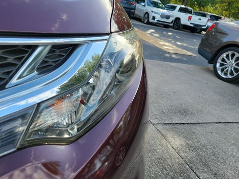 Used 2014 Nissan Murano S FWD image 3