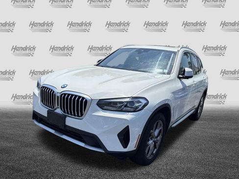 Used 2022 BMW X3 xDrive30i w/ Convenience Package AWD/4WD image 5