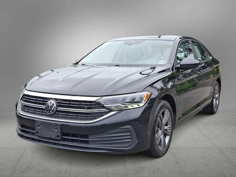 Used 2023 Volkswagen Jetta SE w/ Panoramic Sunroof Package FWD image 1