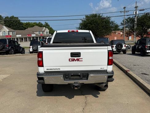 Used 2019 GMC Sierra 2500 SLT w/ Duramax Plus Package AWD/4WD image 7
