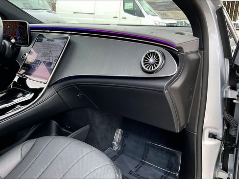 Used 2023 Mercedes-Benz EQE 350+ SUV w/ Exclusive Trim Package image 18