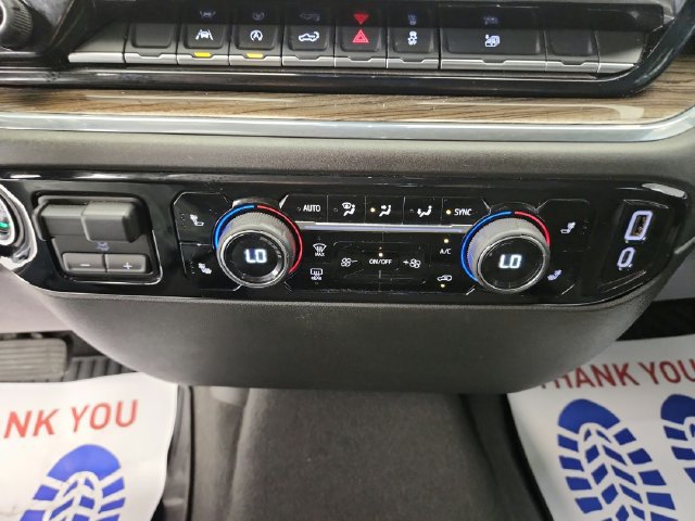 Used 2025 Chevrolet Silverado 1500 LT AWD/4WD image 18