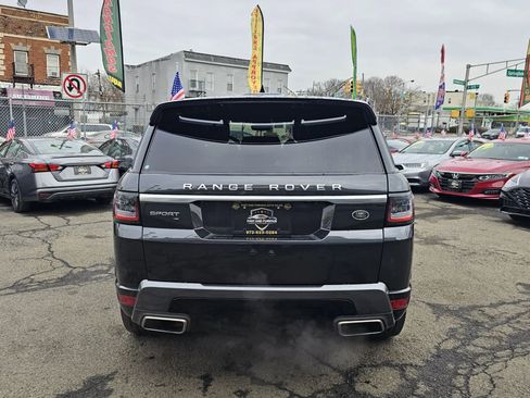Used 2020 Land Rover Range Rover Sport HSE image 6