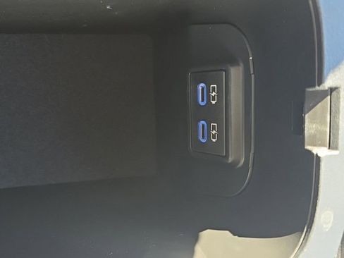 Used 2022 Toyota RAV4 XLE w/ Convenience Package image 33