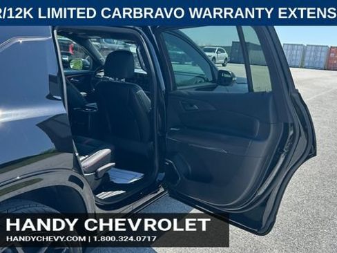 Certified 2024 Chevrolet Traverse RS w/ LPO, Floor Liner Package AWD/4WD image 40