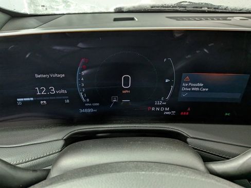 Certified 2025 Cadillac XT4 Premium Luxury image 4