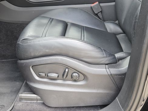 Certified 2022 Porsche Cayenne AWD/4WD image 23