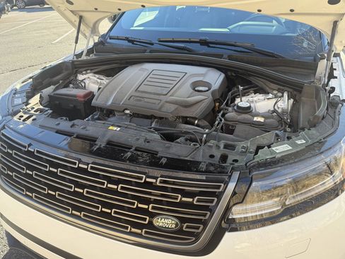 Certified 2026 Land Rover Range Rover Velar S image 39