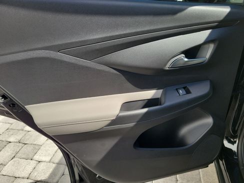 New 2026 Buick Envista Avenir FWD image 11