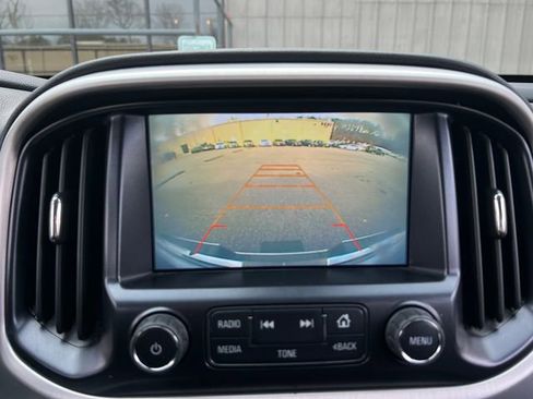 Used 2017 GMC Canyon SLT w/ Driver Alert Package image 23